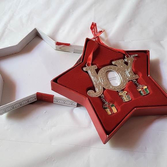 Tipperary Crystal 🎄 JOY Photo Frame Christmas Ornament w/ Hanging Gift Charms! - Picture 5 of 9